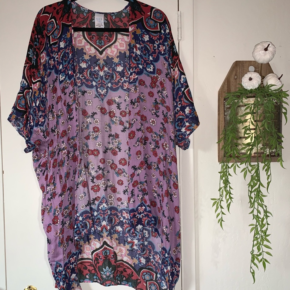 Pretty patterned kimono